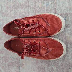 Toms Pink Carmel Corduroy Tennis Shoes With Velvet Laces Size 6
